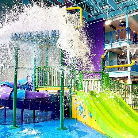 Clarion Hotel & Suites Riverfront Oswego Ngoại thất bức ảnh