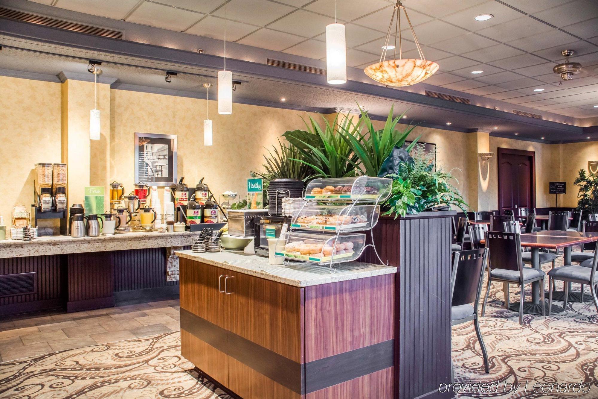 Clarion Hotel & Suites Riverfront Oswego Ngoại thất bức ảnh